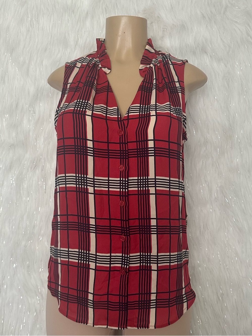 Banana Republic Red Plaid Sleeveless Button-Front Blouse